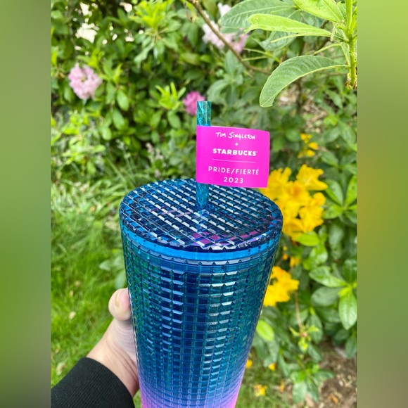 Starbucks NWT + Tim Singleton PRIDE Rainbow 24oz Gridded Tumbler “Kevin” - Picture 4 of 6